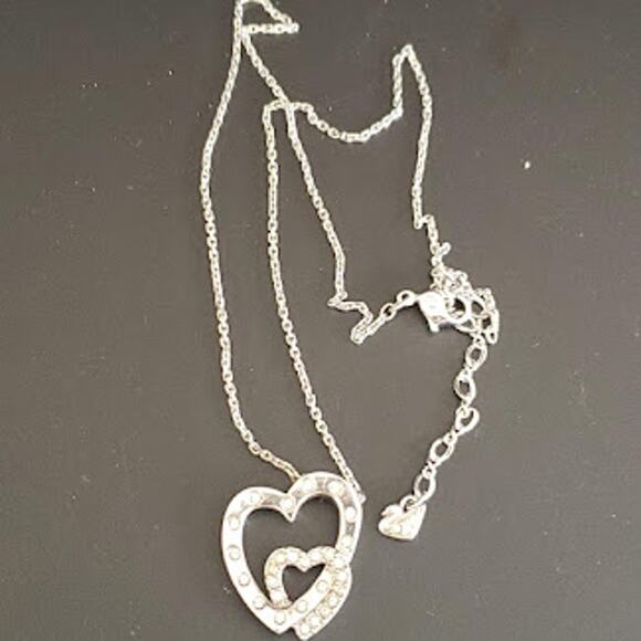 Swarovski Interlocked‎ Hearts Necklace Clear Crystals #5022442 Rhodium Plated - Picture 4 of 5